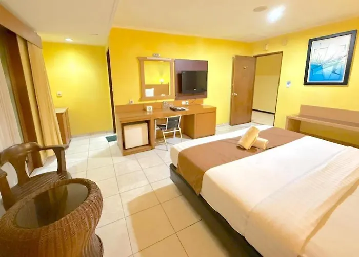 Pondok Jatim Park Hotel & Cafe Batu 