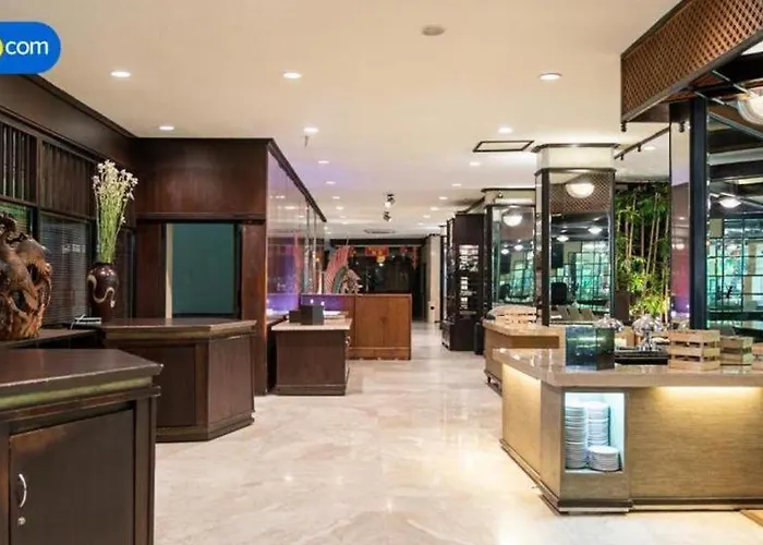 Regent'S Park Hotel At Kayutangan Malang